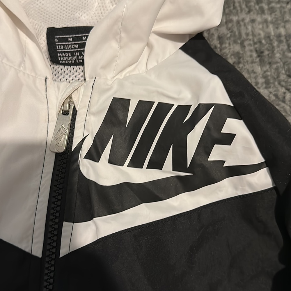 Nike Jacket - Picture 3 of 6